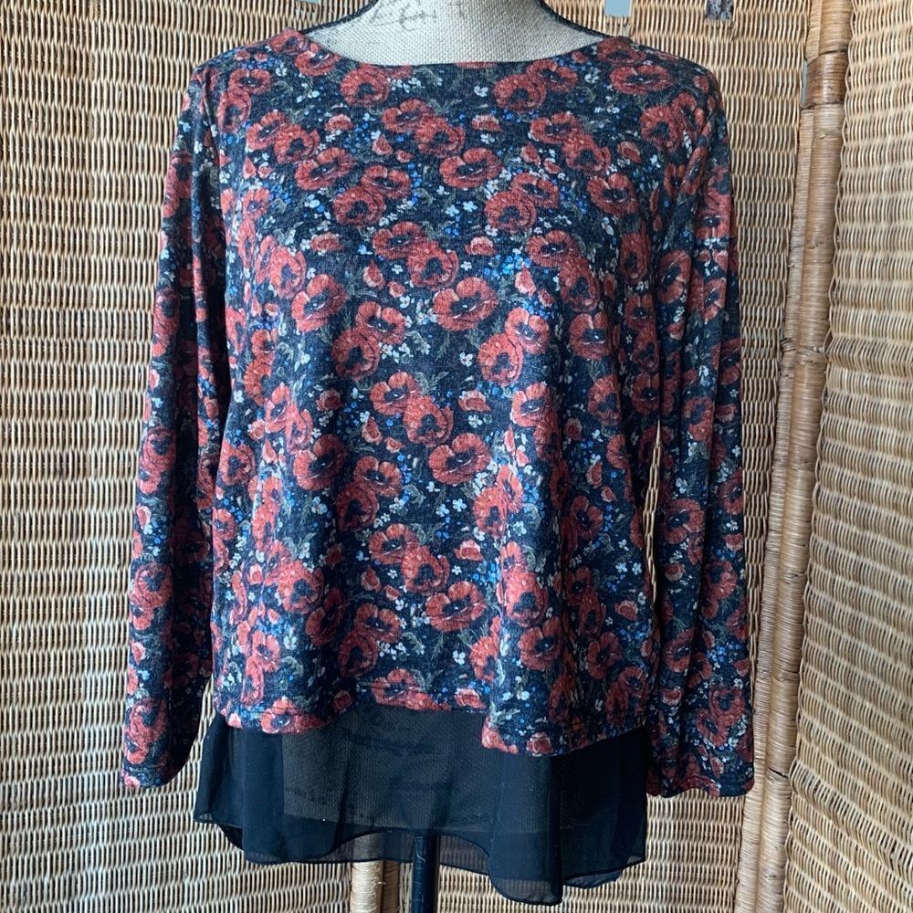 NWT H&G Long Sleeve Black Floral Print Top, made in Italy.